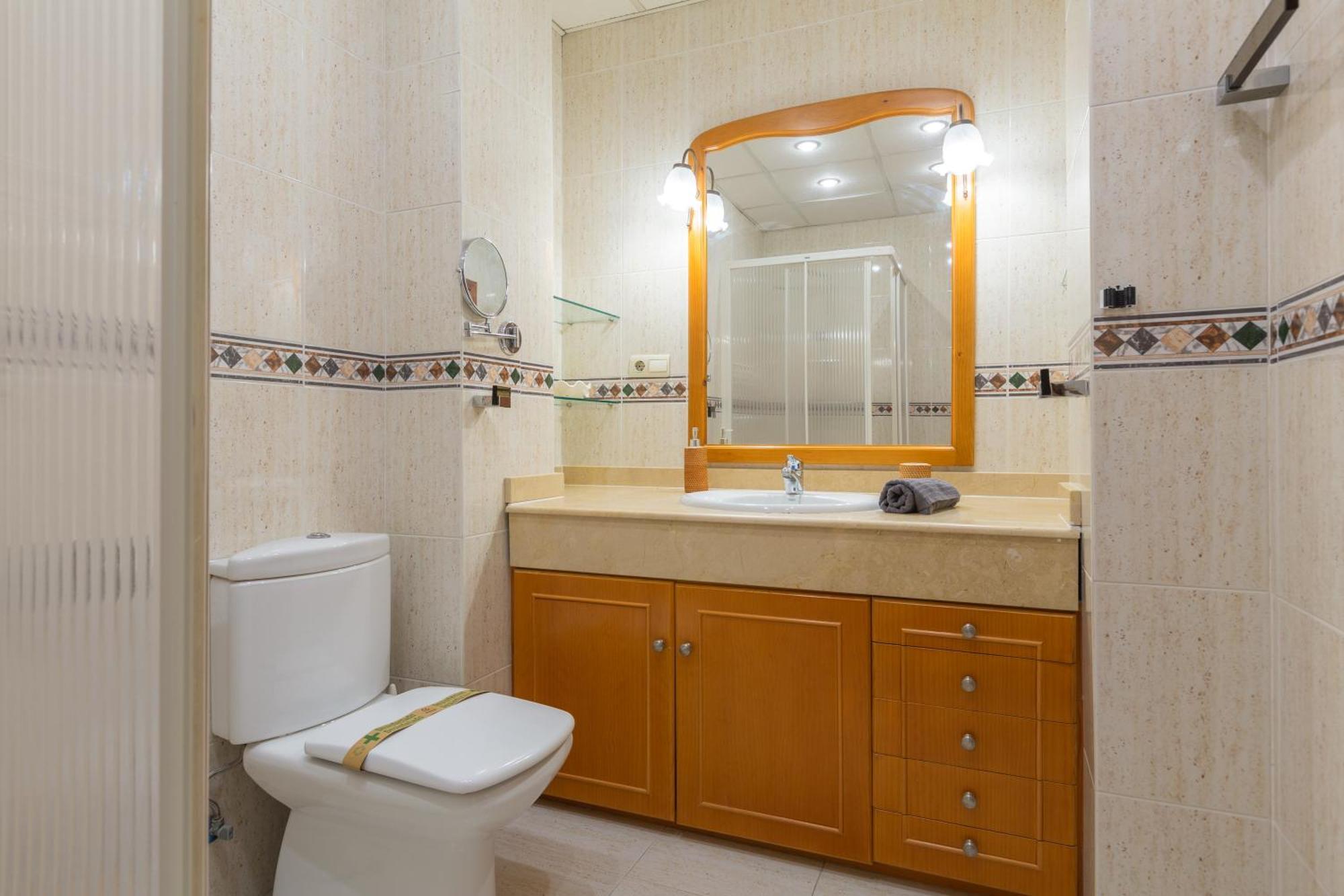 Plaza De La Constitucion Apartment Malaga Luaran gambar